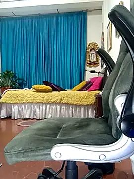 kelly_squirting live sex cam