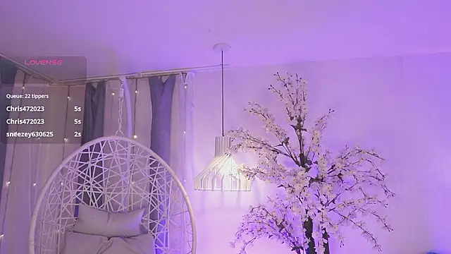 MeganLowell's cam snapshot