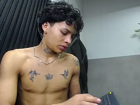 Dogan_Renzo0 live sex cam