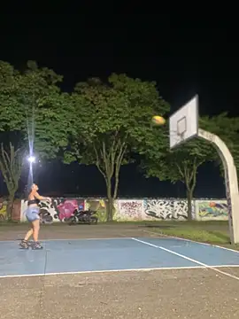 JuanitaMore01 live sex cam