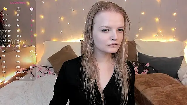 MicheleHonas live sex cam