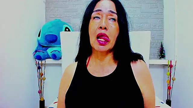 HorniestMilf's cam snapshot