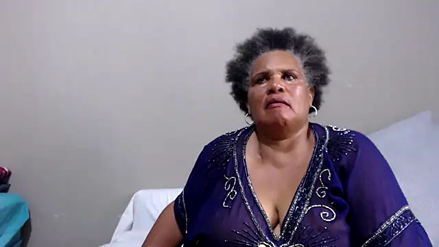 GrandBustyMelon's cam snapshot