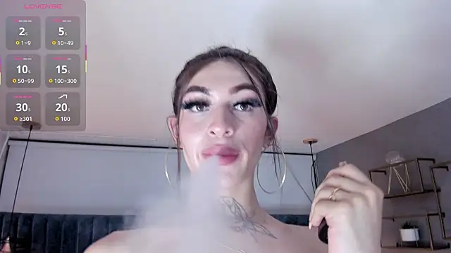 lizz_lunna live sex cam