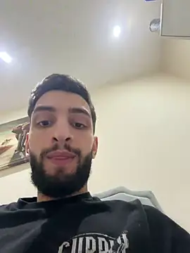 Juliann69Ramiro's cam snapshot