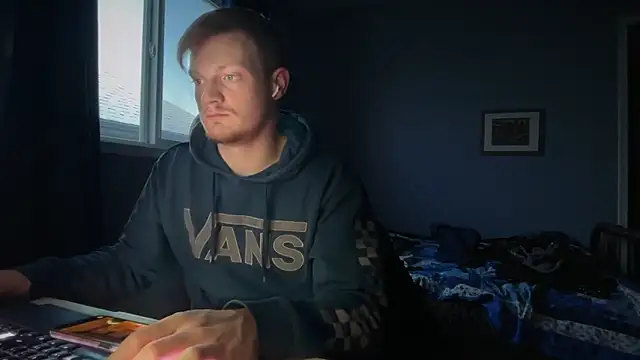 lustylyndon's cam snapshot