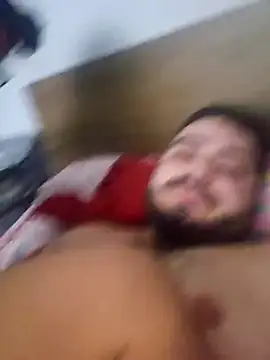 HiddendesireXO01 live sex cam