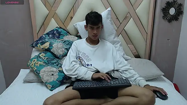 Astaroth_Grigori's cam snapshot