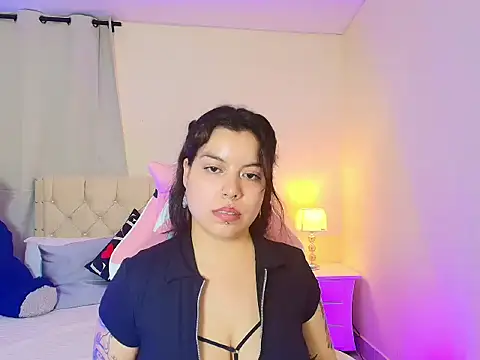 LillithRoses_'s cam snapshot