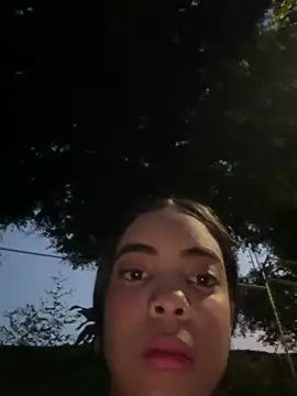 NAUGHTY_LITTLE_18 live sex cam