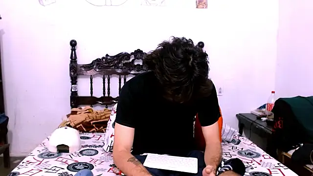 juan-alejandro990's cam snapshot