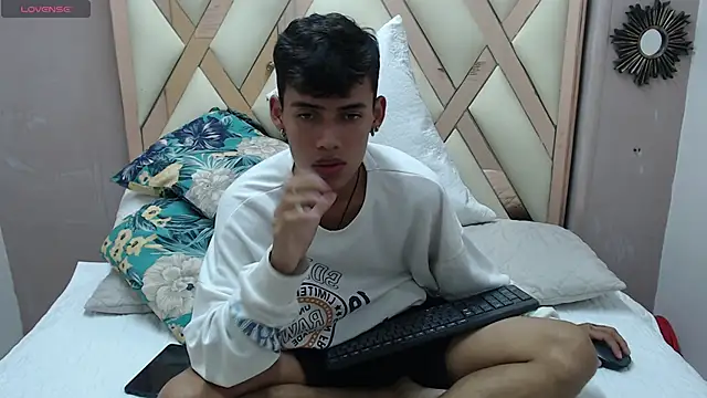 Astaroth_Grigori's cam snapshot