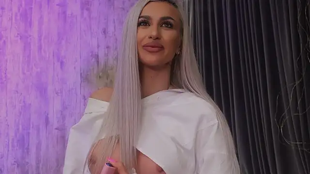 KarlaBart's cam snapshot