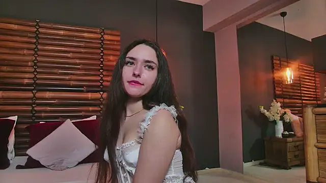 LuisaFaye live sex cam