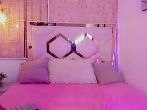 SOPHIIE_LUX_'s cam snapshot