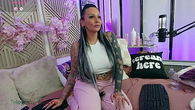 Ava_Ann live sex cam