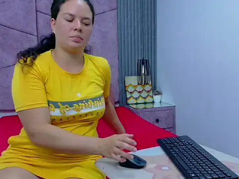 ZamanthaJhones's cam snapshot