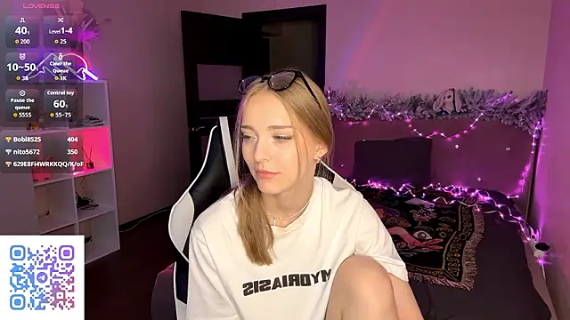 EvaPeace's cam snapshot