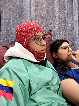 AddisonAndCouple's cam snapshot