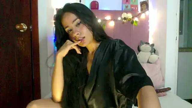 SelinaCatt_'s cam snapshot