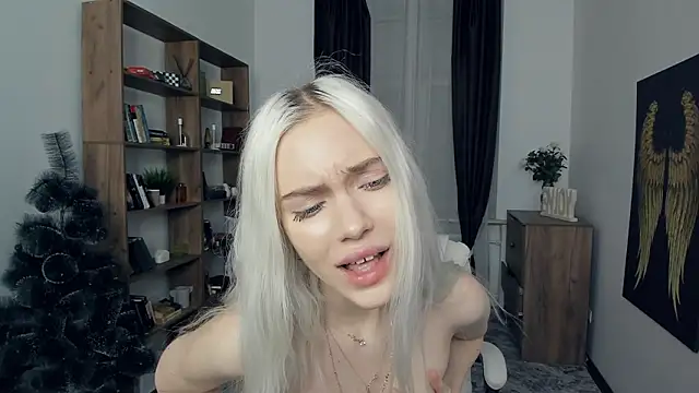 KristalCrowner's cam snapshot