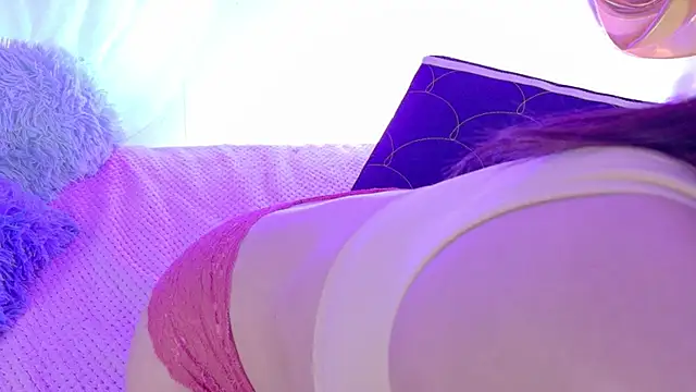 magali_19's cam snapshot