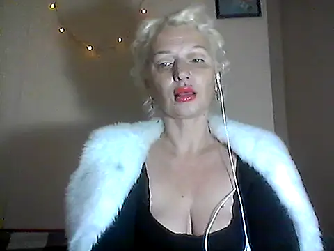 MaryJane441's cam snapshot