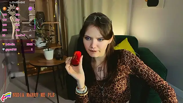 Dilara_xBaby's cam snapshot