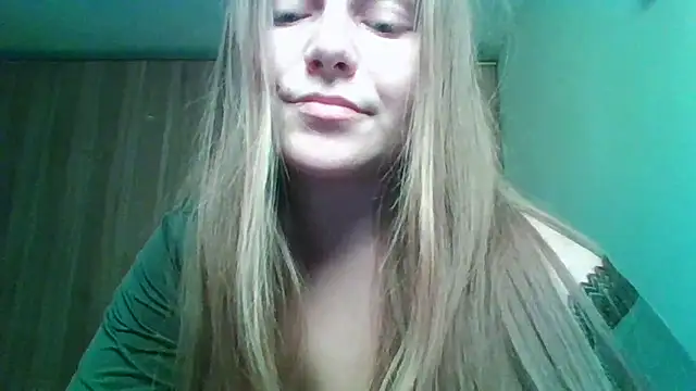 Evasapples's cam snapshot