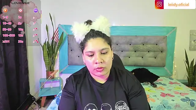 megannn-diamonts's cam snapshot