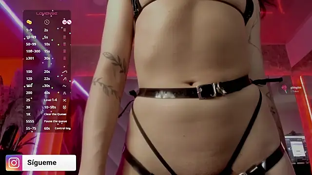 Sara_Foxx1's cam snapshot