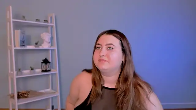 aiva_velvet's cam snapshot