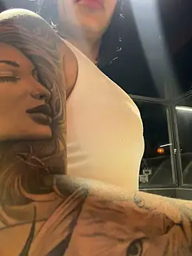 AlannaEvons's cam snapshot