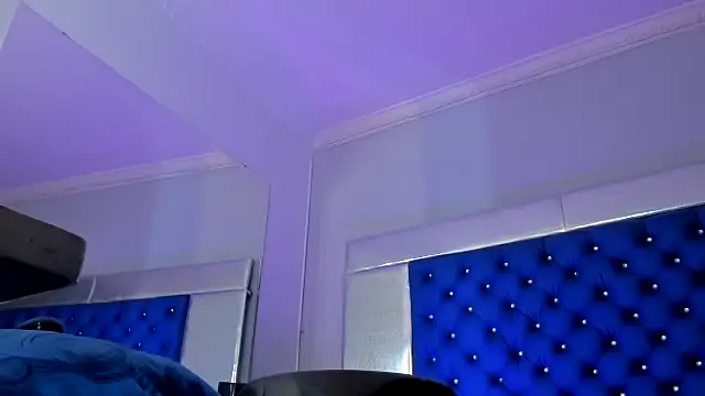 Eyleen_Santos live sex cam