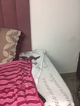 Bubbles156 live sex cam