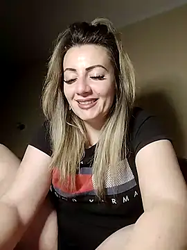 Sweetredvelvet live sex cam