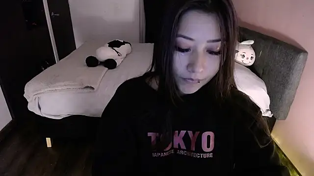 Mia_1120's cam snapshot