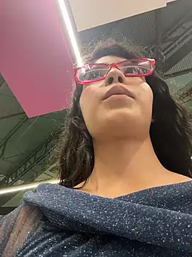 dani_bela's cam snapshot