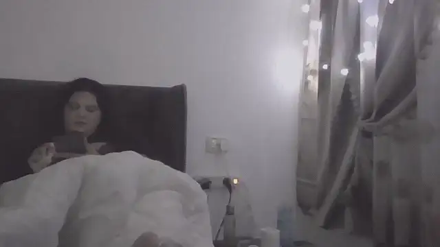 maayanlevi2 live sex cam