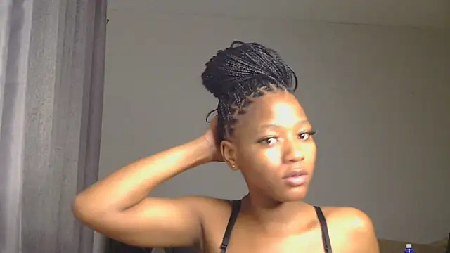 Ballenciaa live sex cam