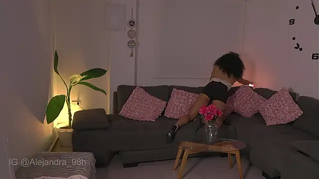 kyria_1 live sex cam