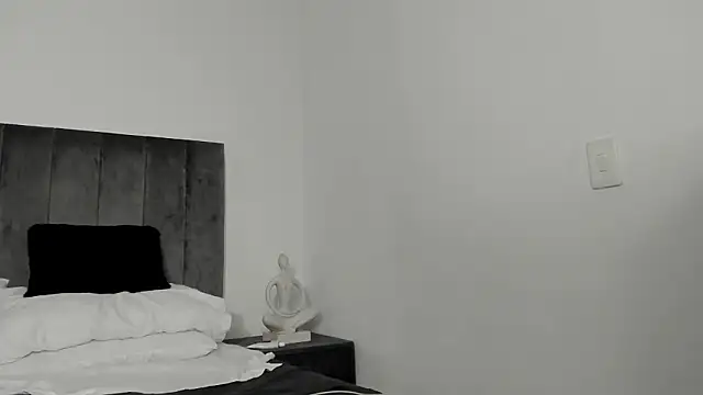 RedNDizzy live sex cam