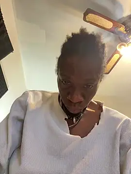 SucculentSexiness0 live sex cam