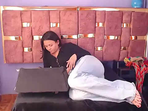 shantall_05's cam snapshot