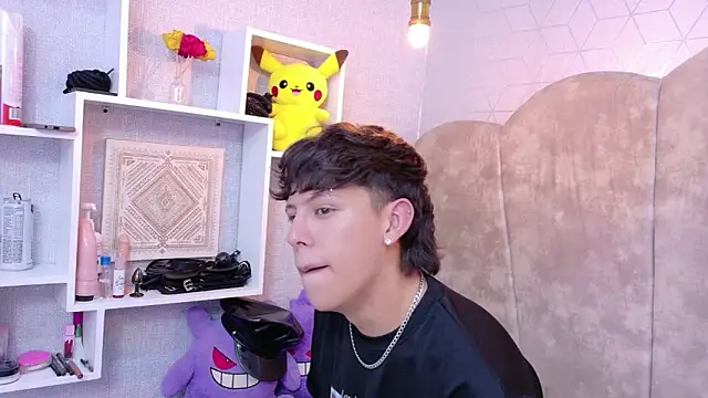 LilithAndLucifer69's cam snapshot