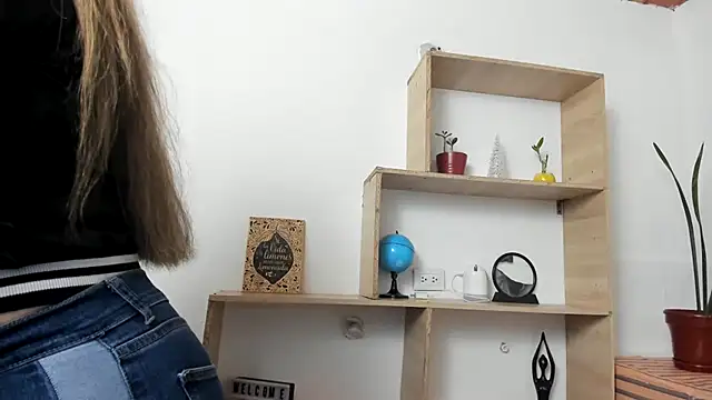 LinaBrowm's cam snapshot