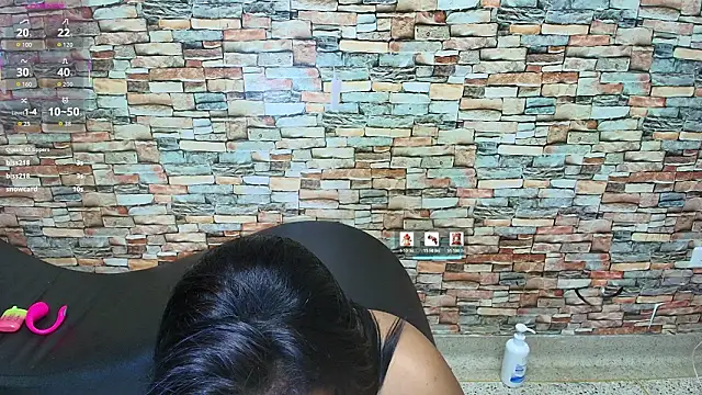 naomi_campbel_'s cam snapshot