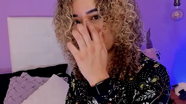 Charlotte11-11's cam snapshot