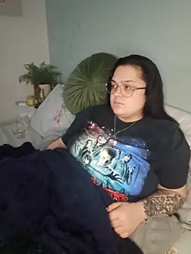 Saucy-Serenity's cam snapshot