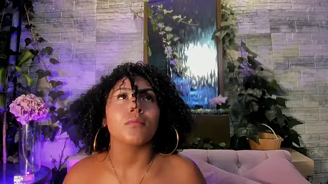 Emmadancer's cam snapshot